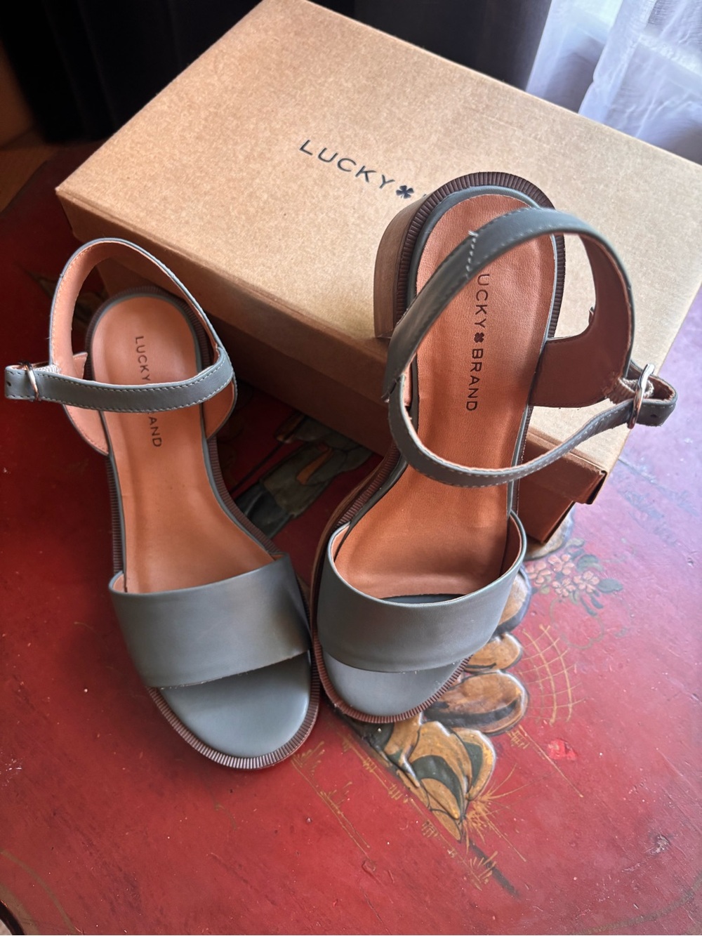 Lucky Brand Women's Sandals size 8